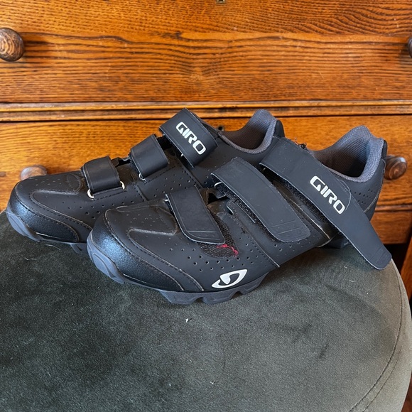 GIRO Riela RII MTB Cycling Shoe-size 8.5/40 - Picture 2 of 4